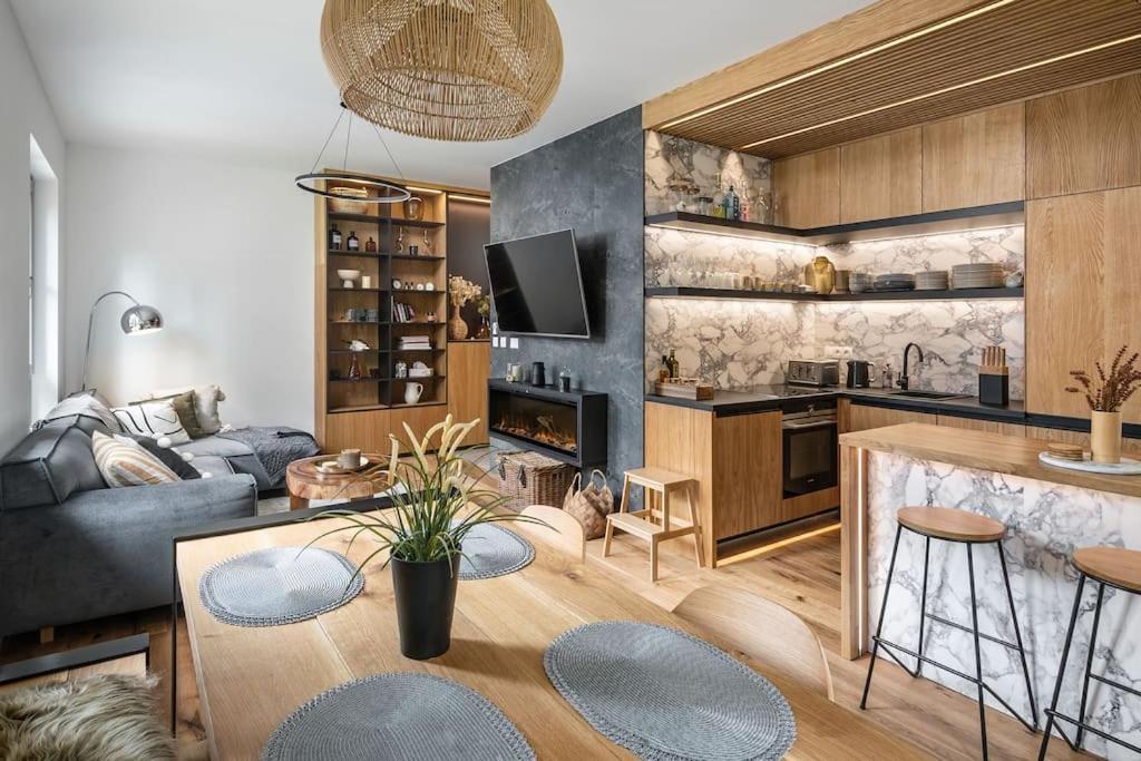 Luxury 2 Bedroom Mountain Escape Harrachov Exterior foto