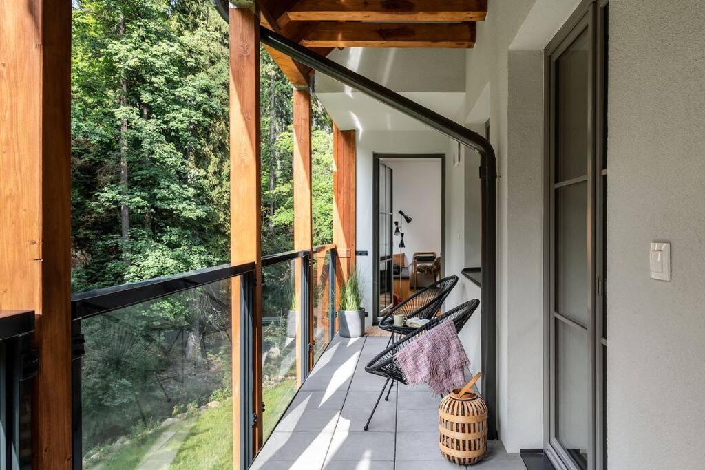 Luxury 2 Bedroom Mountain Escape Harrachov Exterior foto